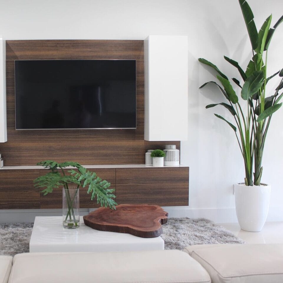 2.74 m Paradise Bird with Ben Pot in Glossy White